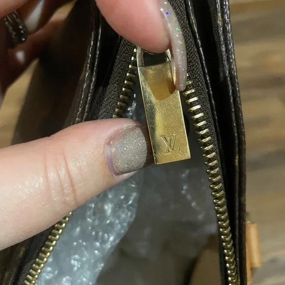 LV Cabas Mezzo - Picture 3 of 15